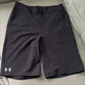 Under Armour black shorts